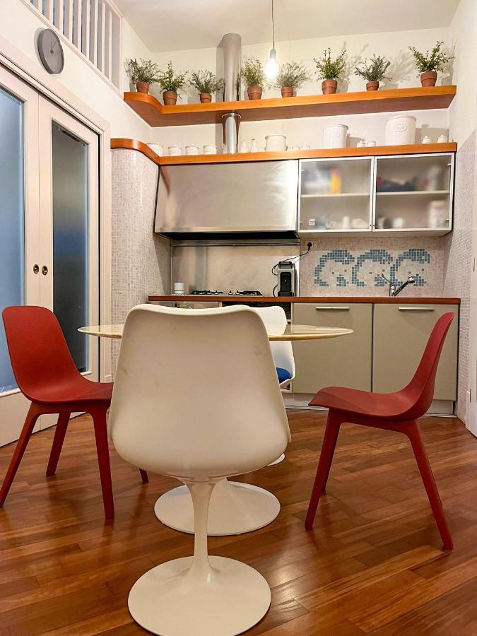 Chez Marie Napoli Apartment Екстериор снимка